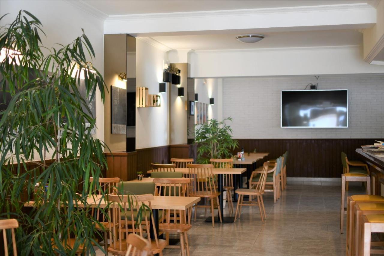 Hostal Mallorca Sant Antoni de Portmany Dış mekan fotoğraf