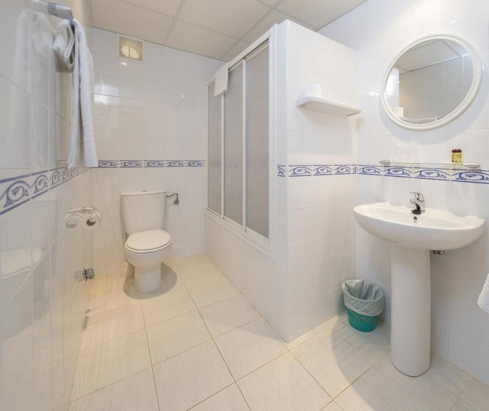 Hostal Mallorca Sant Antoni de Portmany Dış mekan fotoğraf