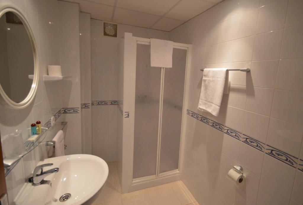 Hostal Mallorca Sant Antoni de Portmany Oda fotoğraf