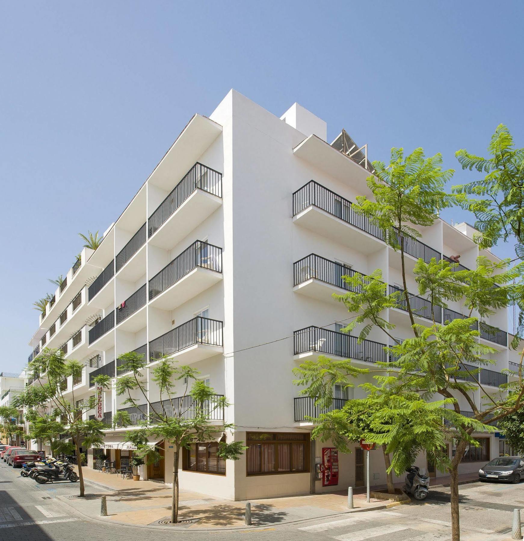 Hostal Mallorca Sant Antoni de Portmany Dış mekan fotoğraf